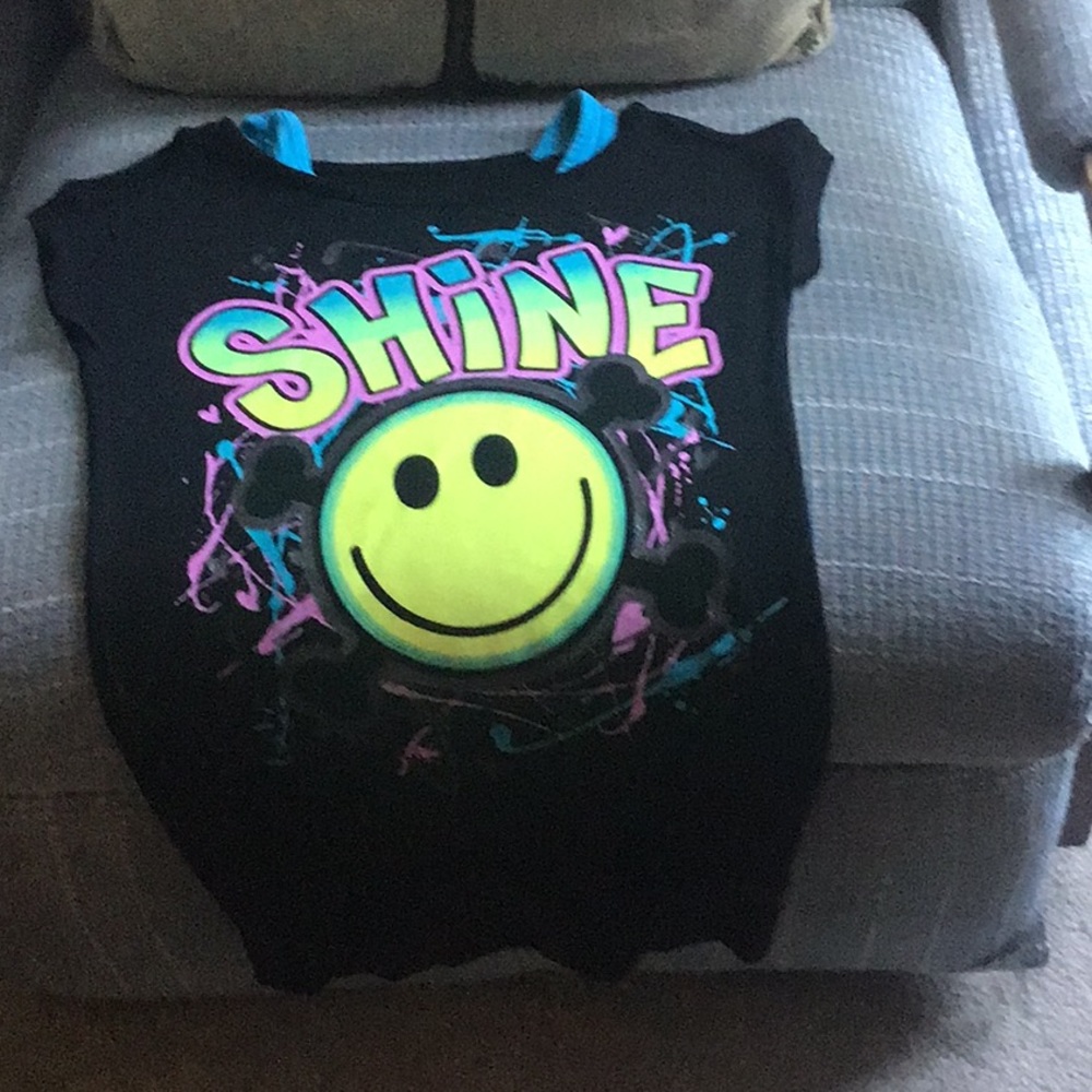 Justice girls short sleeve shirt “SHINE” black 7 Big Smiley face cute co…